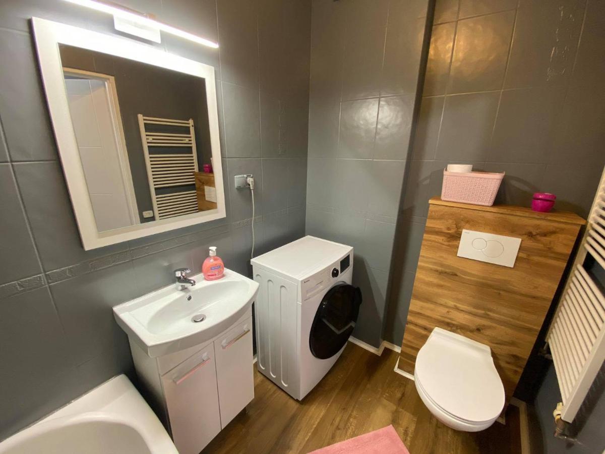 Apartament Wioselko Warszawa Lägenhet Exteriör bild