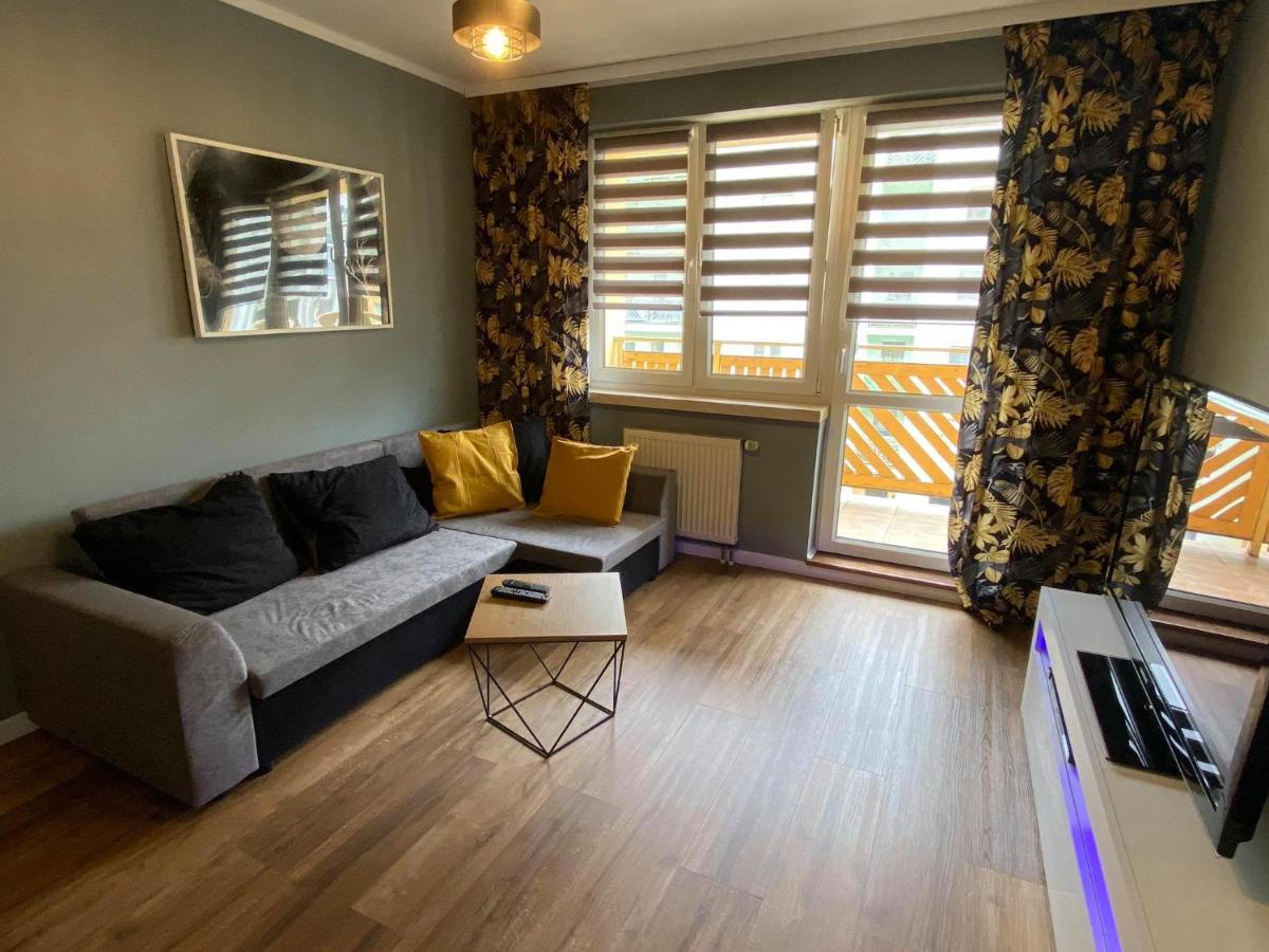 Apartament Wioselko Warszawa Lägenhet Exteriör bild