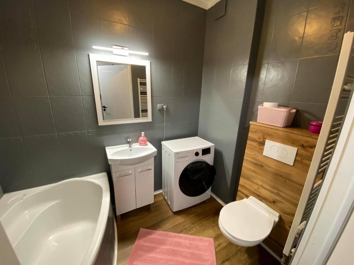 Apartament Wioselko Warszawa Lägenhet Exteriör bild