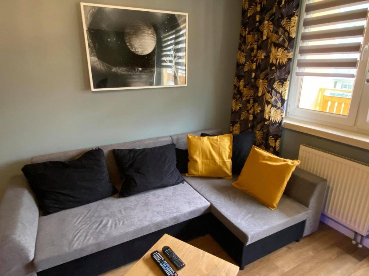 Apartament Wioselko Warszawa Lägenhet Exteriör bild